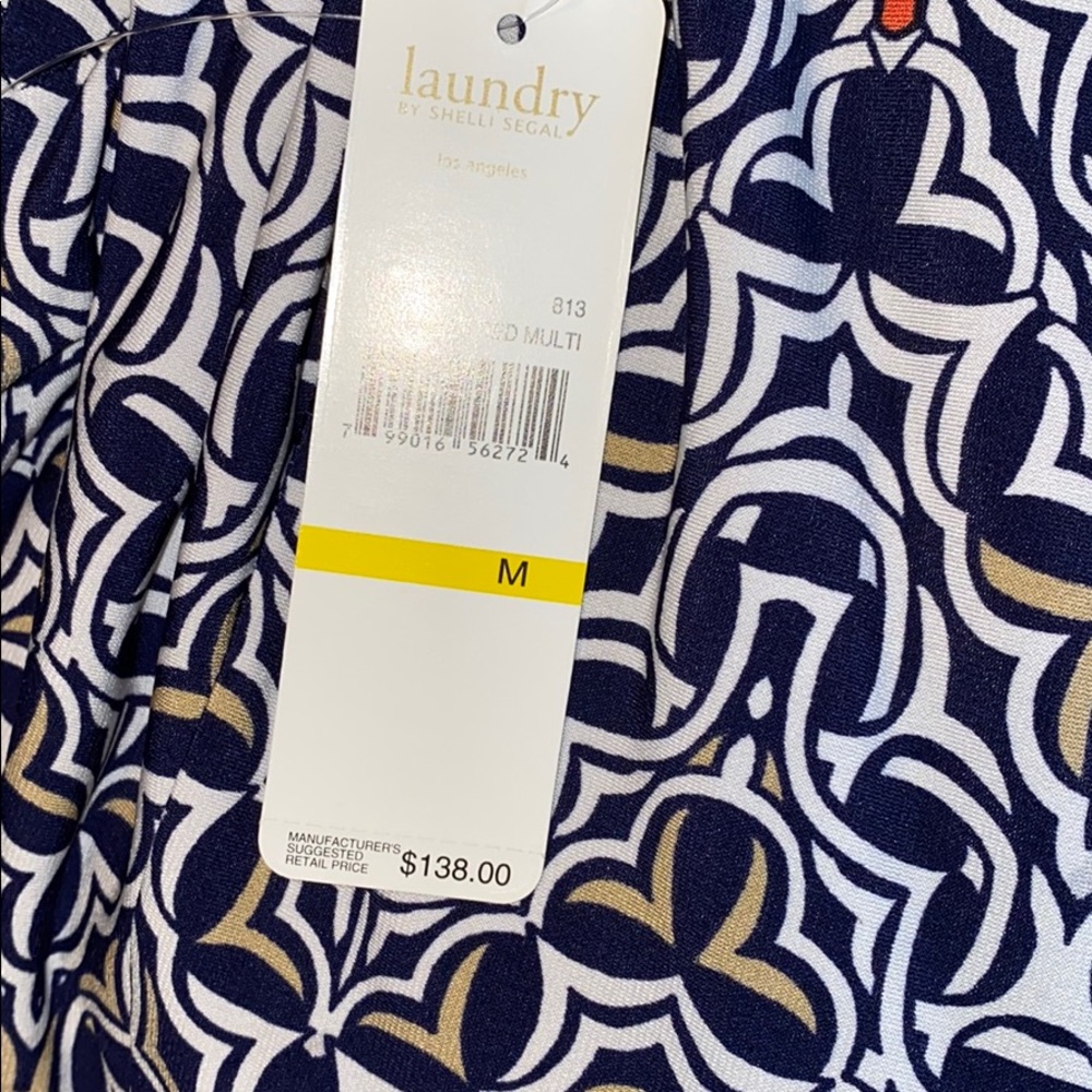 Patterned Dress - Picture 4 of 4